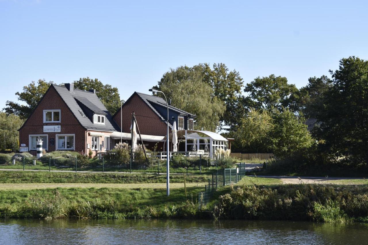 Pension Zur Schleuse Garni Am Elbe Luebeck - Kanal In Witzeeze Екстер'єр фото